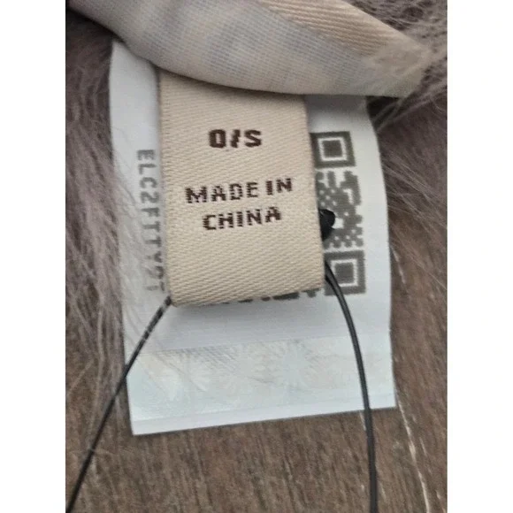 New UGG Faux Fur Bracelet Cuff Cozy Warm Winter Accessory Stormy Gray O/S - Picture 5 of 5